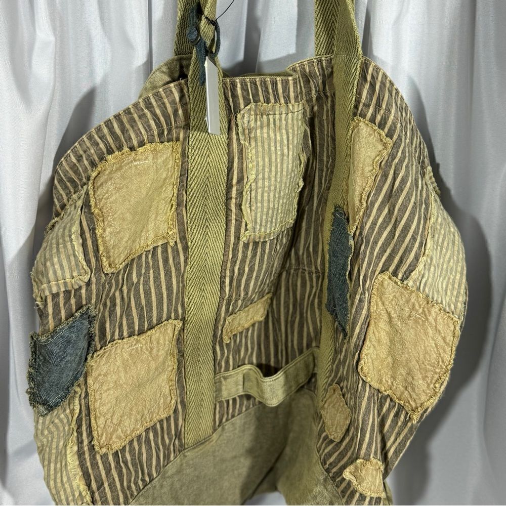 WE THE FREE LAST CHANCE BIG TOTE IN GREEN TAN PATCHWORK NWT - Picture 3 of 15